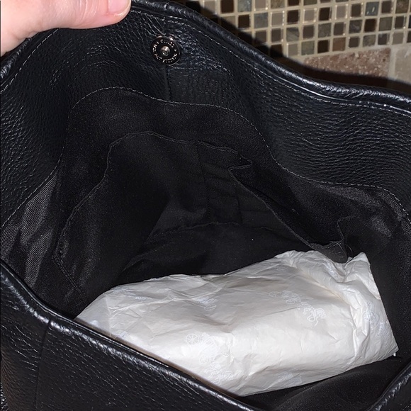 SOLD!Coach Black pebble leather with Silver Hardware - Picture 5 of 9